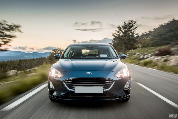 Ford Focus, Hyundai i30 и Volkswagen Golf: новички С-класса против старожила