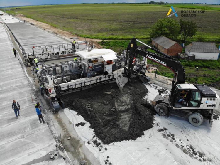 В Украине уже в нынешнем году откроют новую бетонную дорогу