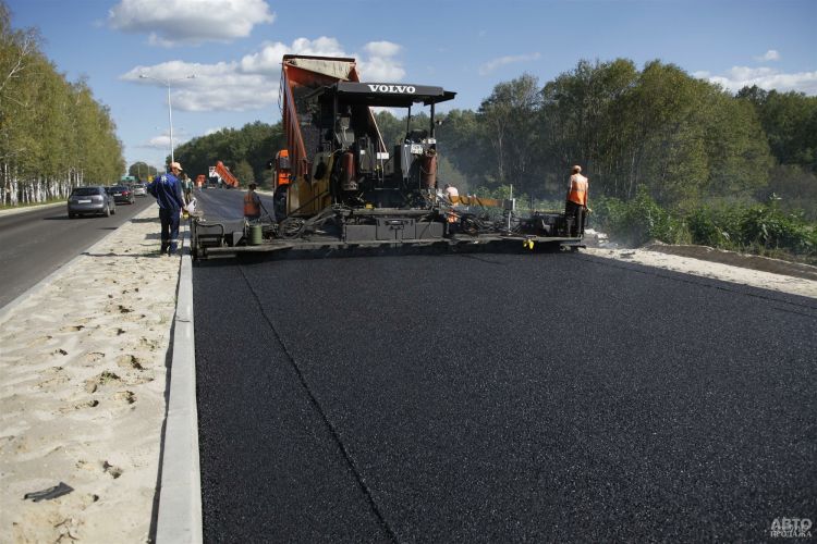 В Киеве анонсировали масштабный ремонт дорог в 2021 году