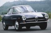 Alfa Romeo Giulia Sprint GT, представленный на Женевском автосалоне в 1963 году, стал первым успехом Джуджаро в ателье Bertone