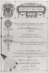 В 1893 году Рудольф Дизель получает свой первый патент, которым закрепляет за собой право собственности на теоретическое обоснование и конструкцию "рационального теплового двигателя"