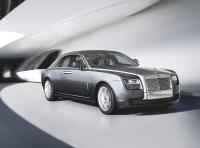 Rolls-Royce Ghost напоминает своего "старшего брата" Phantom
