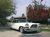 Уже в 1955 году автомобили развивали 300 л.с. (Chrysler 300)