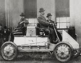 Фердинанд Порше уже в 25 лет создал свой первый автомобиль с электрическим мотором