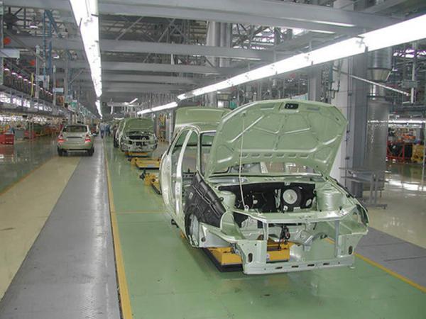 В России увеличились продажи автомобилей ВАЗ на 48 процентов