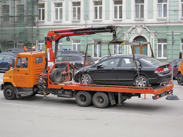 В Киев может вернуться принудительная эвакуация автомобилей
