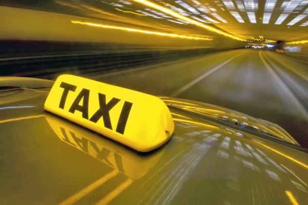 Таксистам-нелегалам грозит конфискация автомобиля