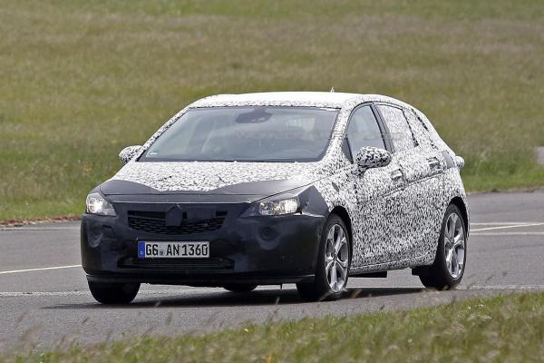Новый Opel Astra появится через год