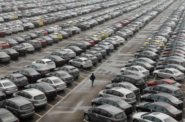 За август в Украине продано 5630 легковых автомобилей