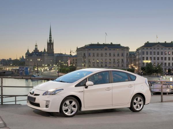Toyota Prius вскоре будет доступен в нашей стране
