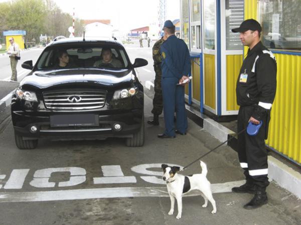 Процедуру ввоза в Украину транспортных средств пытаются упростить