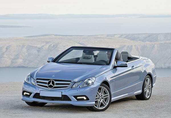 Цена на Mercedes-Benz E-Class Cabriolet начинается от 44 673 евро