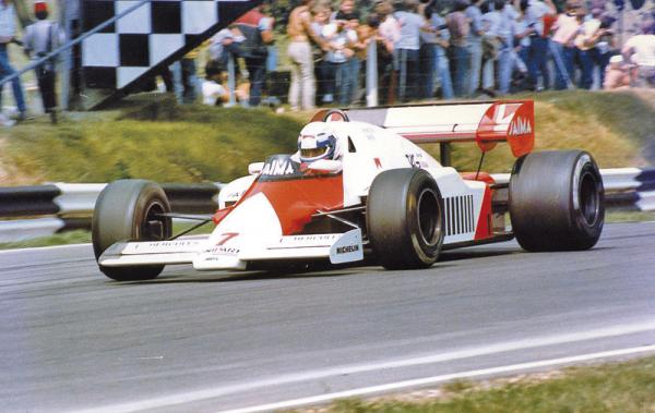 В 1984–85 годах двигатели Porsche привели McLaren к чемпионству