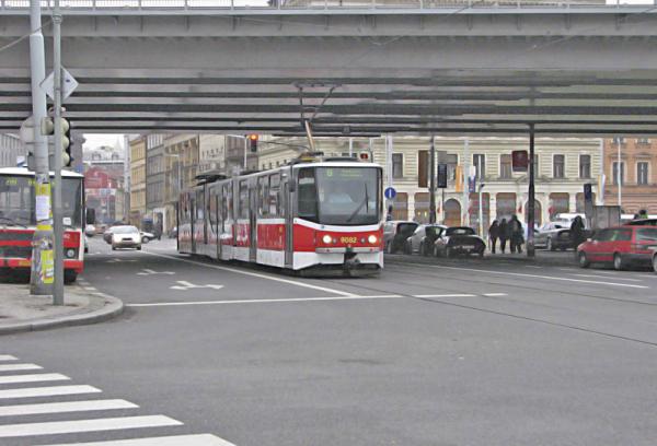 В Киеве появятся 8 новых трамваев Tatra