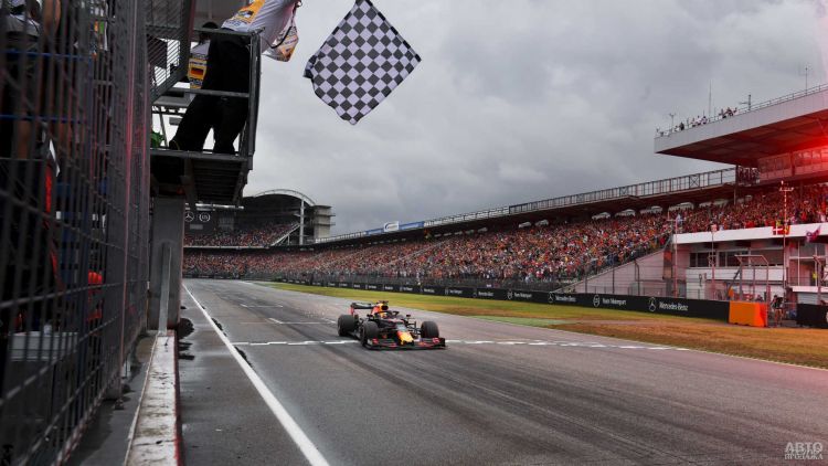 Формула-1: Ферстаппен вырывает победу в Германии