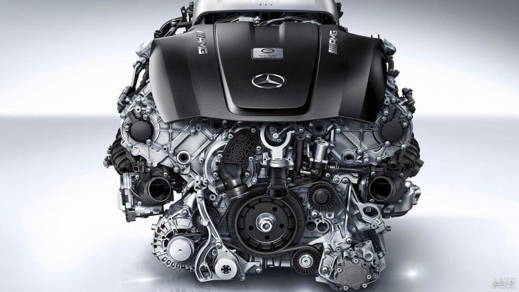 Mercedes-Benz отказывается от разработки бензиновых и дизельных двигателей