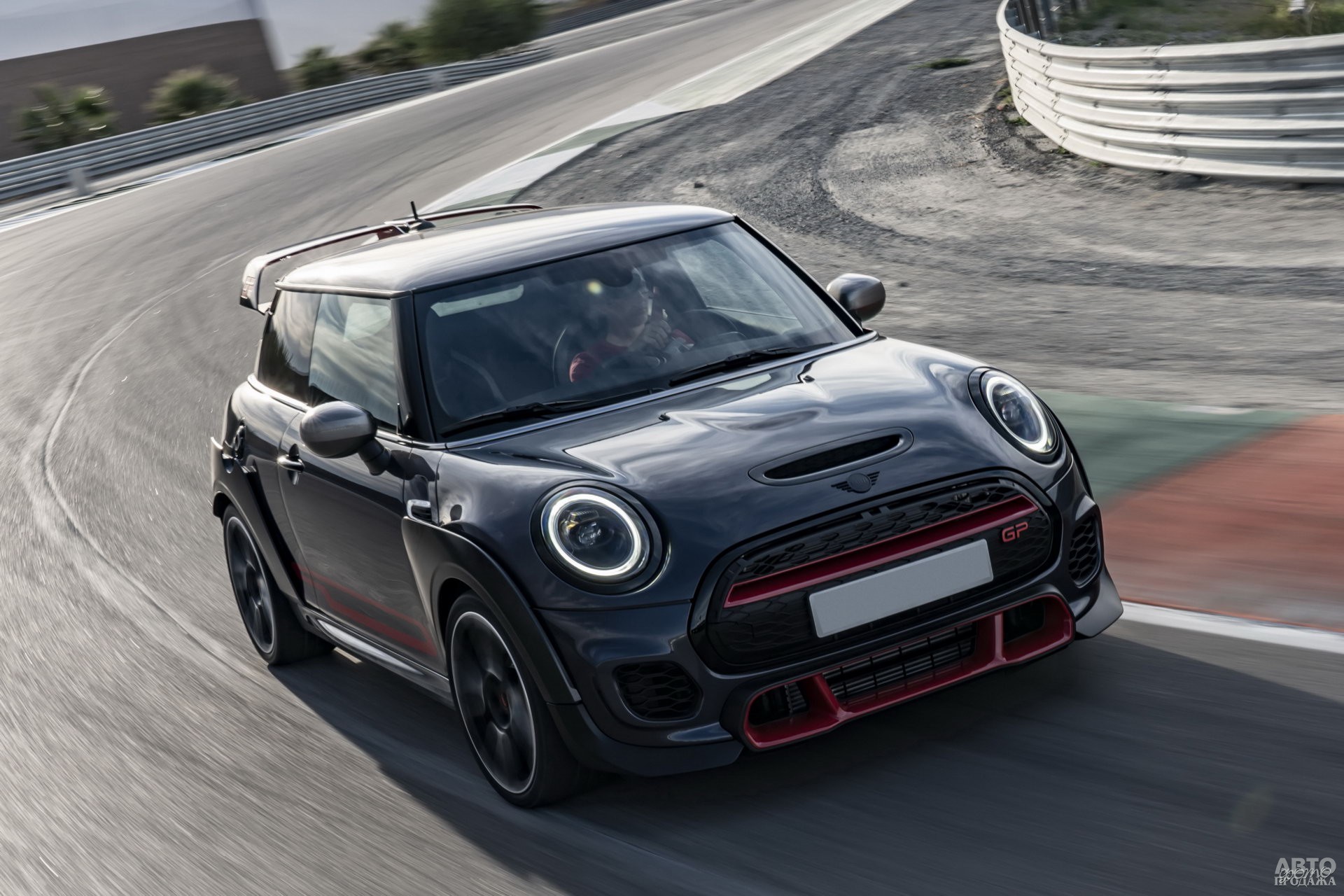 Mini John Cooper Works GP: самый быстрый в истории - АвтоТема - рубрика  Тест-драйв