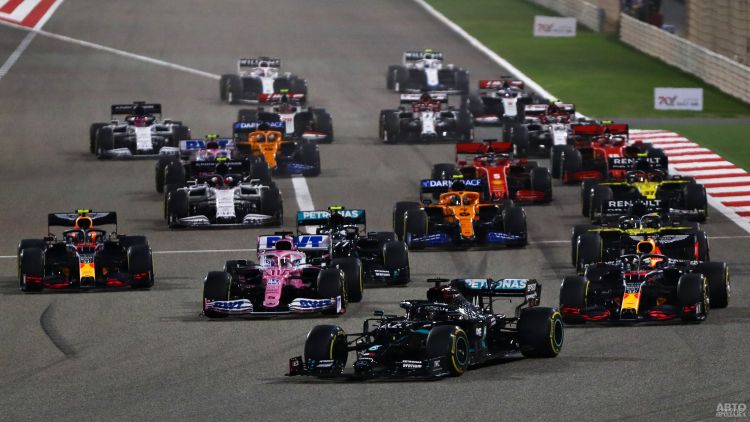 Формула-1: Хэмилтон победил в Бахрейне