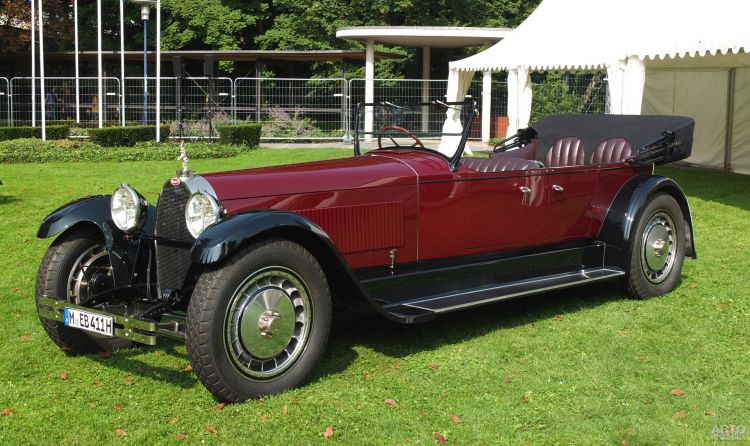 Bugatti Type 41 Royale: королевская роскошь