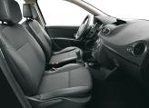Для Clio GT предусмотрены спортивные сиденья