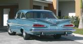 Каплеобразные фонари, задняя часть в виде "хвоста кашалота" и панорамное заднее стекло – характерные черты Impala и Bel Air в конце 50-ых
