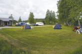 Путешествуя по Финляндии, ночевать можно как в домиках с "удобствами во дворе", так и в собственных палатках, устанавливать которые можно только в специально организованных для этого местах