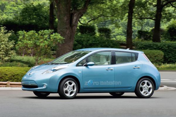 Nissan начал европейские продажи электромобиля Leaf