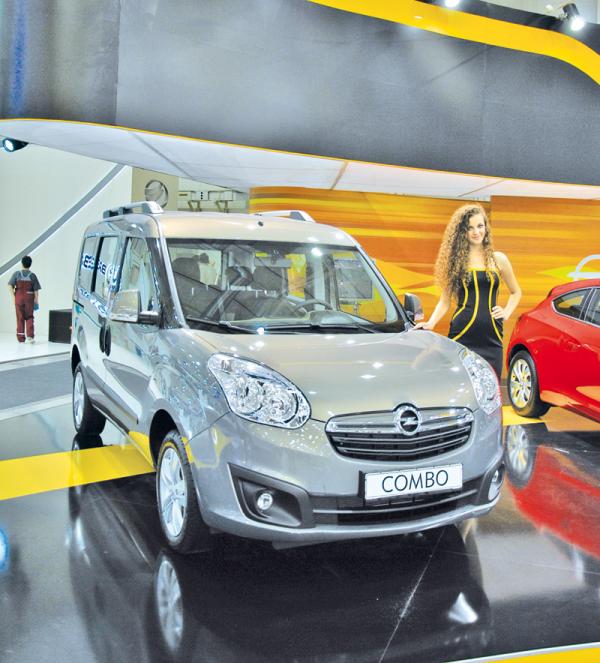 Sia-2012: Opel