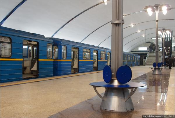 В сентябре начнется строительство метро на Троещину
