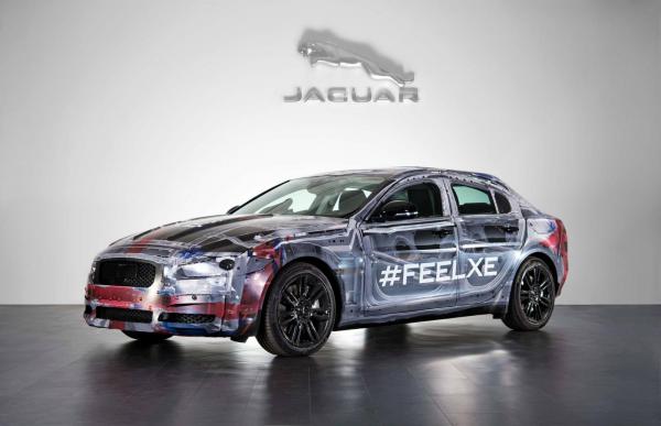 Первые изображения Jaguar XE