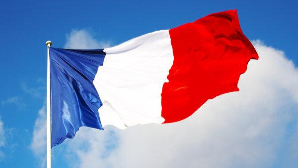 Во Франции появились знаки с призывом «давить на педаль газа»