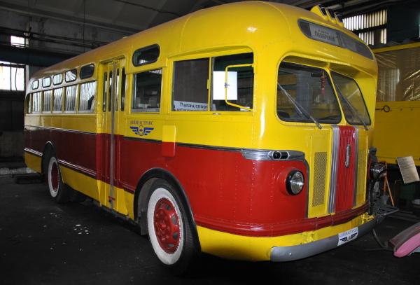 Вторая жизнь автобусов и трамваев – в музее