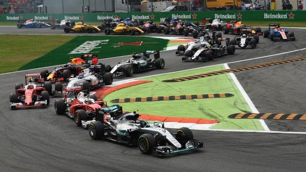 Формула-1: Нико Росберг побеждает во второй гонке подряд