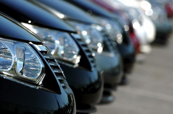 Продажи автомобилей в Украине резко выросли