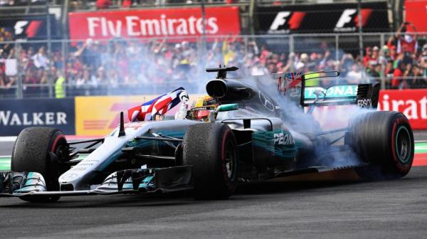 Формула-1: Хэмилтон становится четырехкратным чемпионом мира 