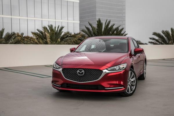 Mazda 6: элегантнее и быстрее