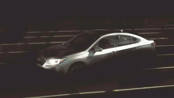 Первые фото Subaru Legacy нового поколения
