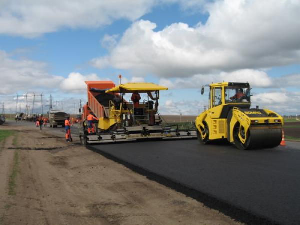 На сезонный ремонт украинских дорог нужно не менее миллиарда гривен