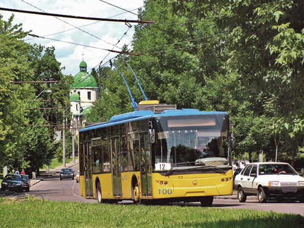 ЛАЗ поставит четырем городам 1,5 тыс. автобусов и 500 троллейбусов