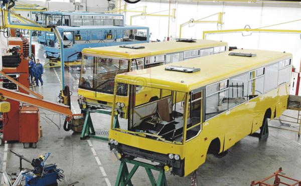 Производственные мощности корпорации "Богдан" позволяют производить до 9000 автобусов и троллейбусов в год