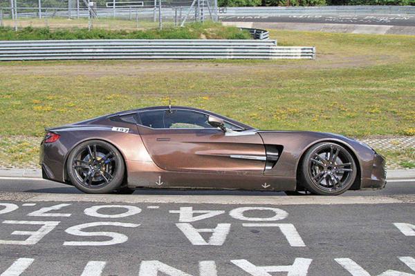Aston Martin One-77: первые тесты