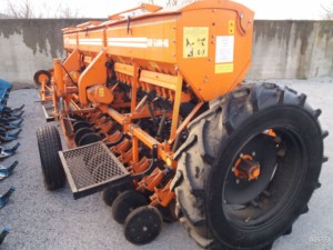 Фаворит СЗ-5,4-06 V Сеялка Фаворит СЗФ 5400-06V Сельхозтехника Сеялка 2018 г.в Фаворит СЗ-5,4-06 V Сеялка Фаворит СЗФ 5400-06V Сельхозтехника Сеялка 2018 г.в